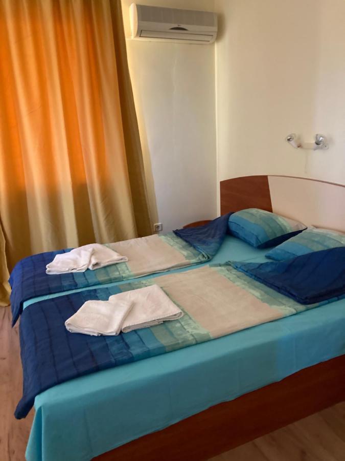 Family Hotel Neptun - Lozenets Exterior photo