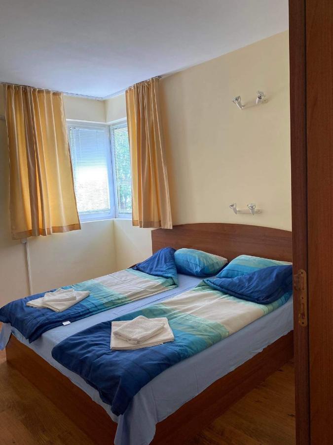 Family Hotel Neptun - Lozenets Exterior photo