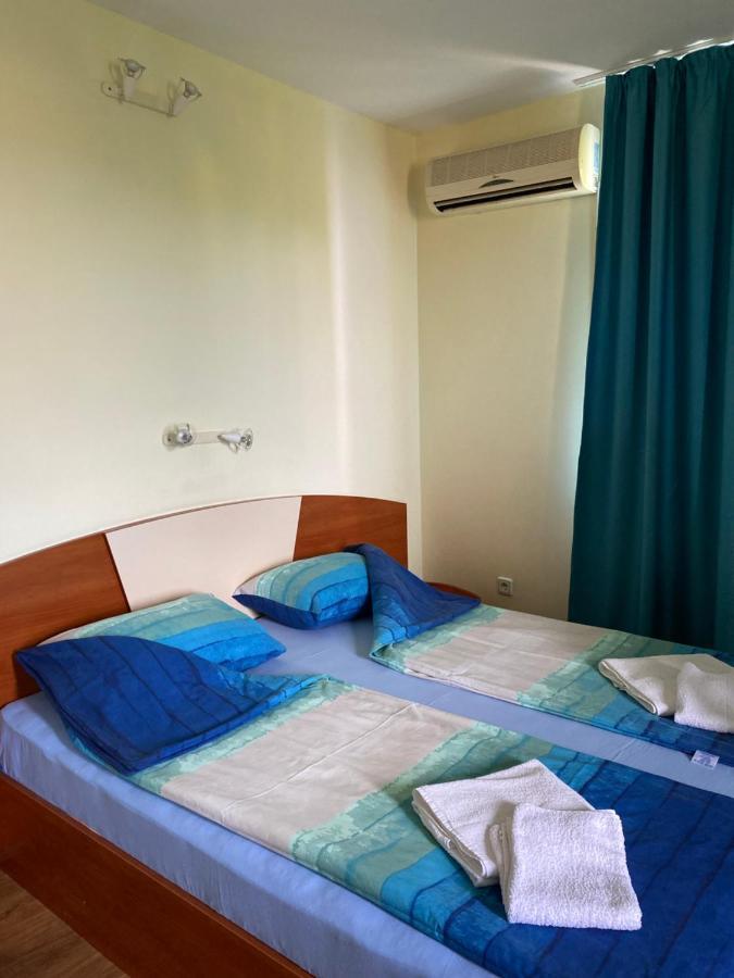 Family Hotel Neptun - Lozenets Exterior photo