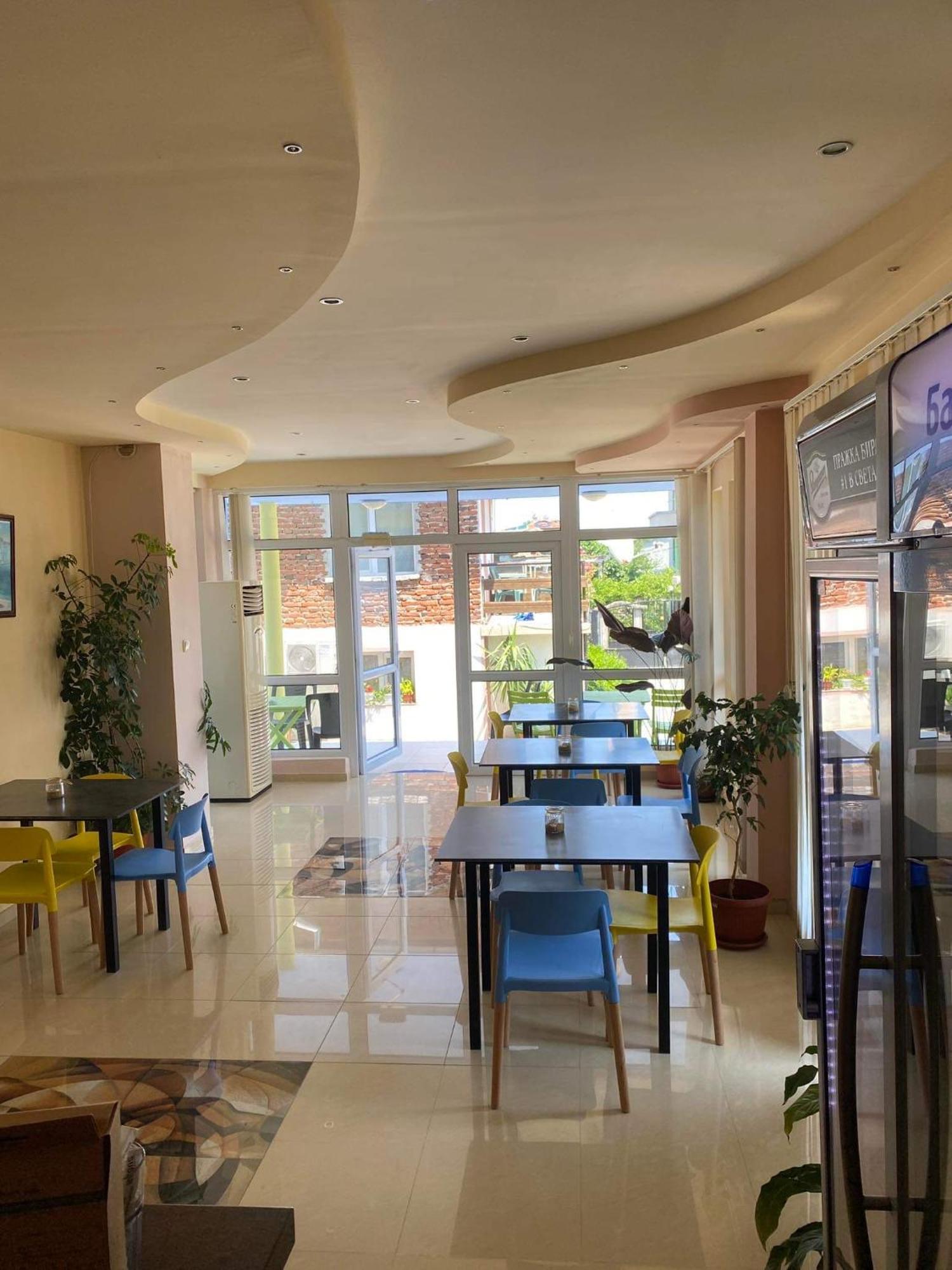 Family Hotel Neptun - Lozenets Exterior photo